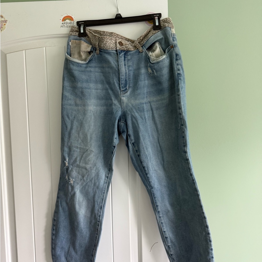 Judy Blue Straight Leg Jeans